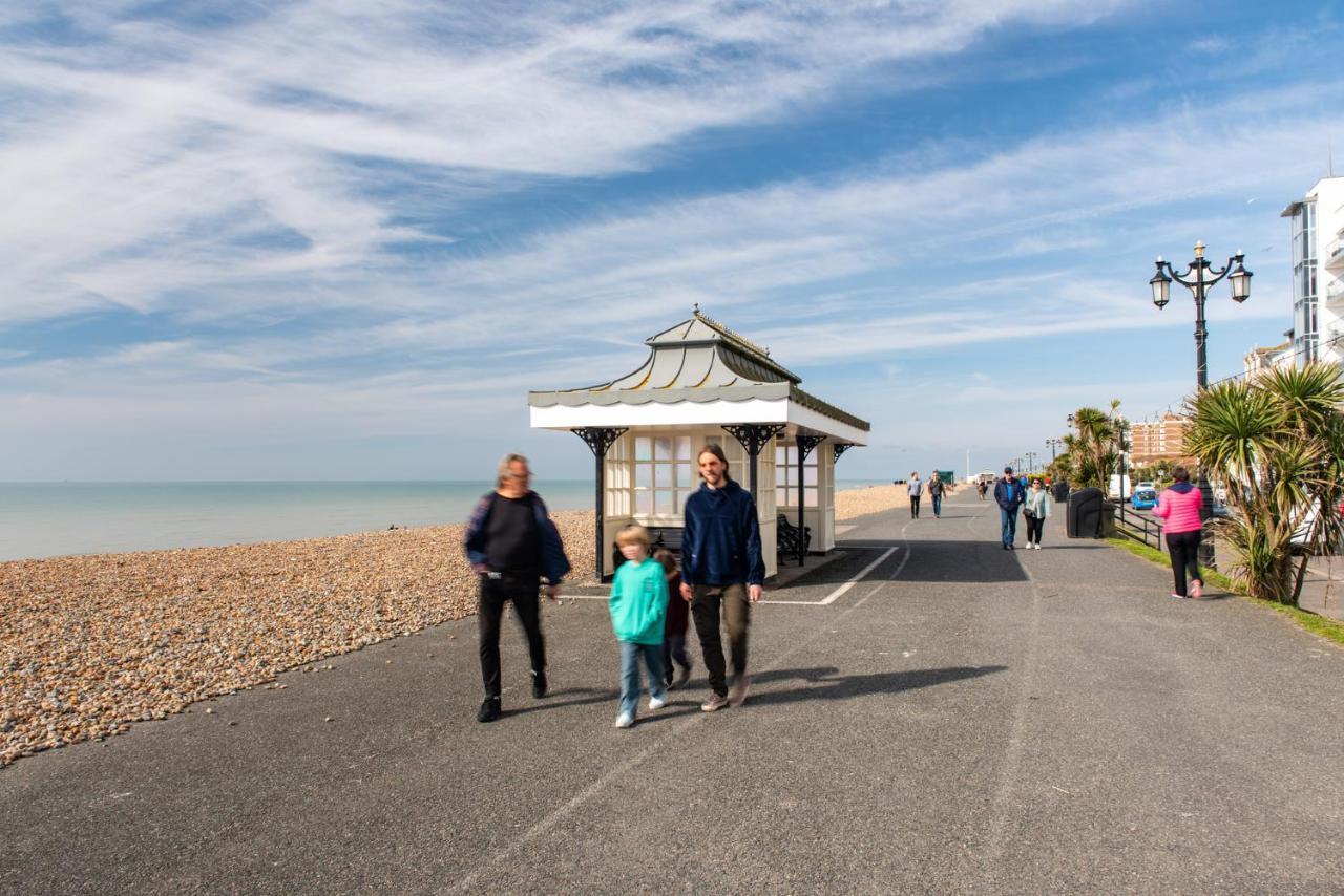 Stunning 2 Bed Apartment Sea Views And Parking Worthing Exteriér fotografie